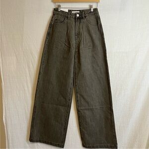 NWT WeWoreWhat High Rise Pleated Wide Leg Slouchy Pants in Stone Wash SZ…